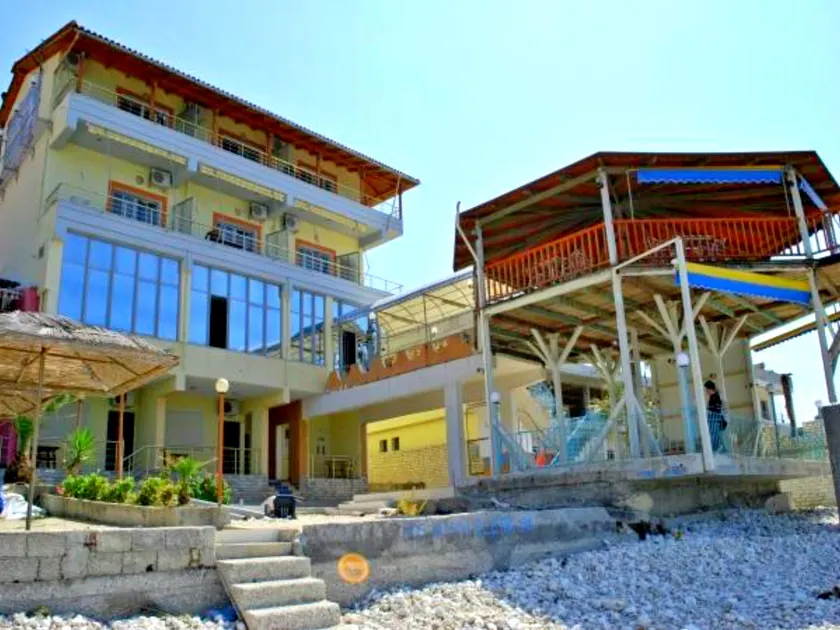 Hotel Jonufra - Image 1