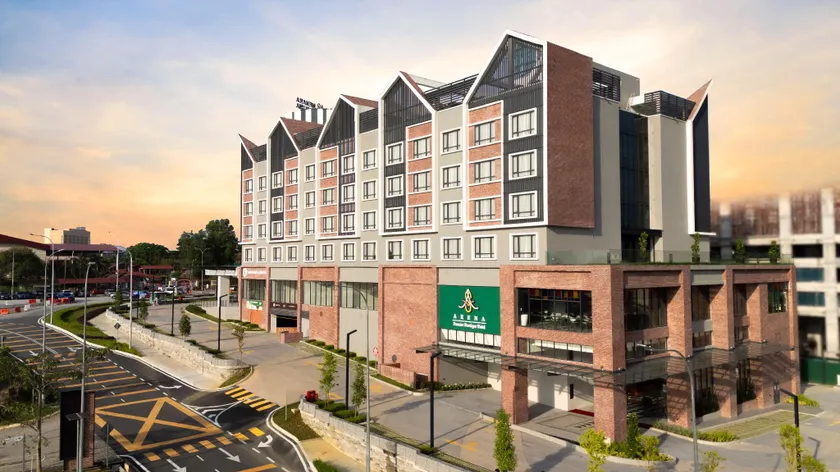 Arena Premier Hotel - Image 1