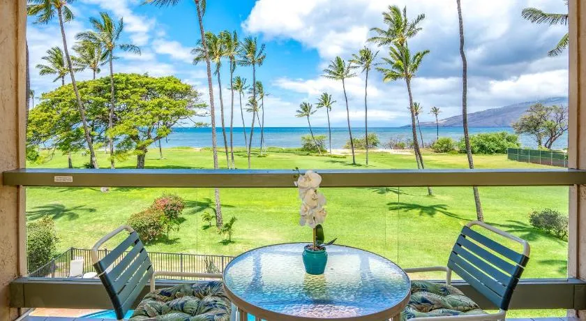 Leinaala Oceanfront #301 Oceanfront Views A/C, wifi, Pool, Great Rates - Image 1