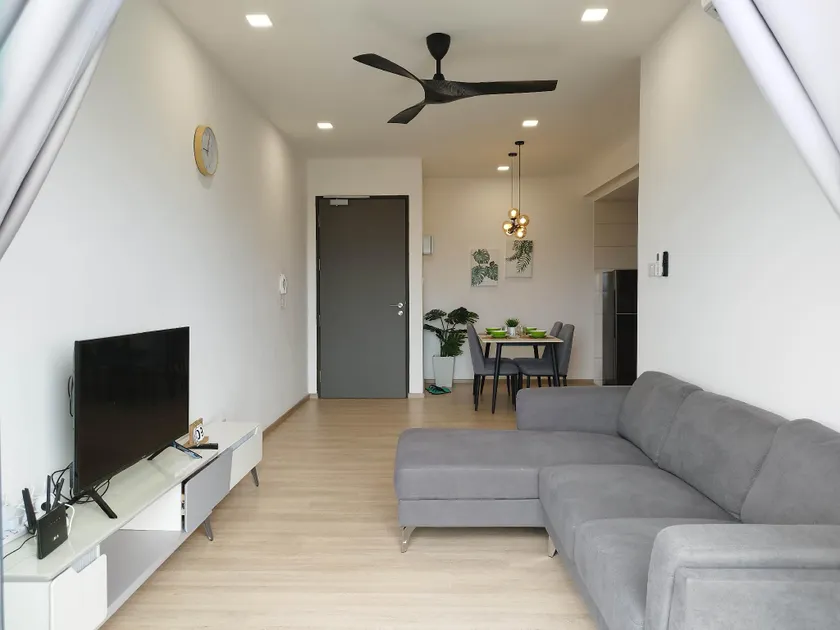 Holiday @ONE Homestay 6pax 3Rooms - Image 1