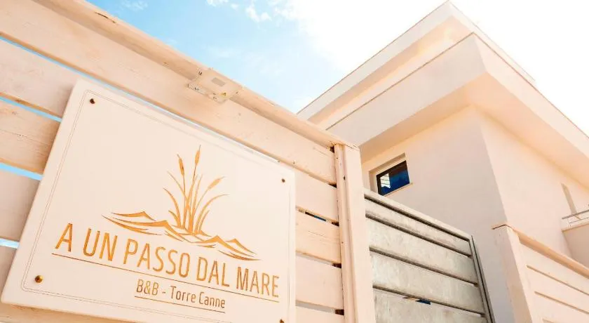 B&B A Un Passo dal Mare - Image 1