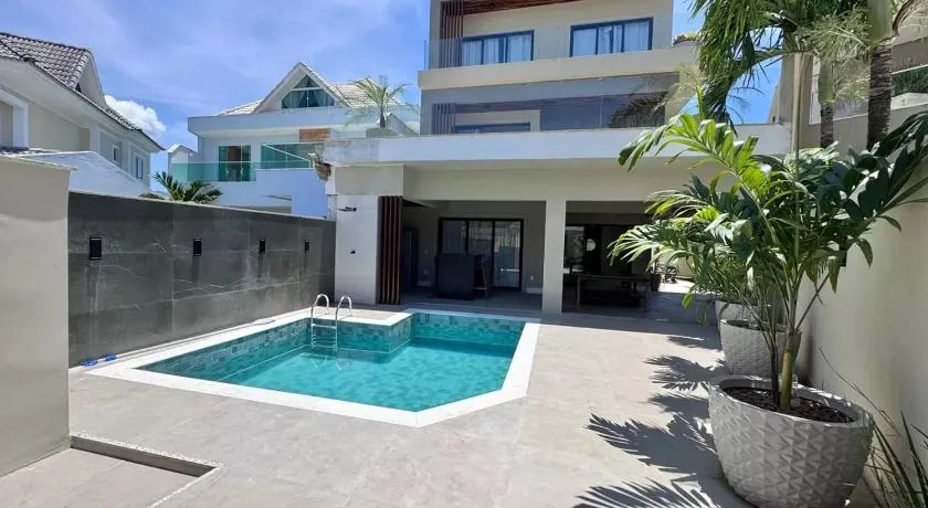 Excelente Casa com Conforto no Condomínio no Recreio - Image 1