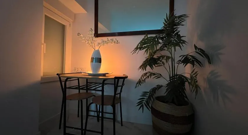 Ventas 4, apartamento con Encanto y Tranquilidad - Image 1
