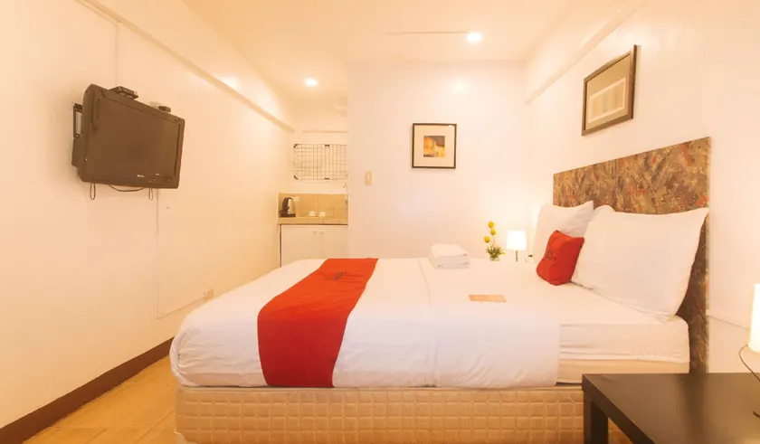 RedDoorz at City Stay Inns Marilao - Image 1