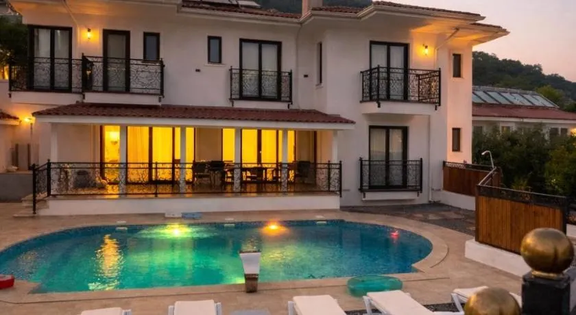 Villa Safir - Image 1