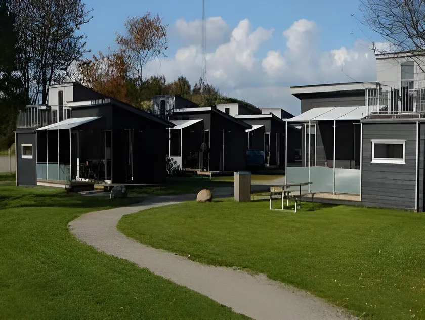 Sportsby Vejen - Danhostel, huse og lejligheder - Image 1