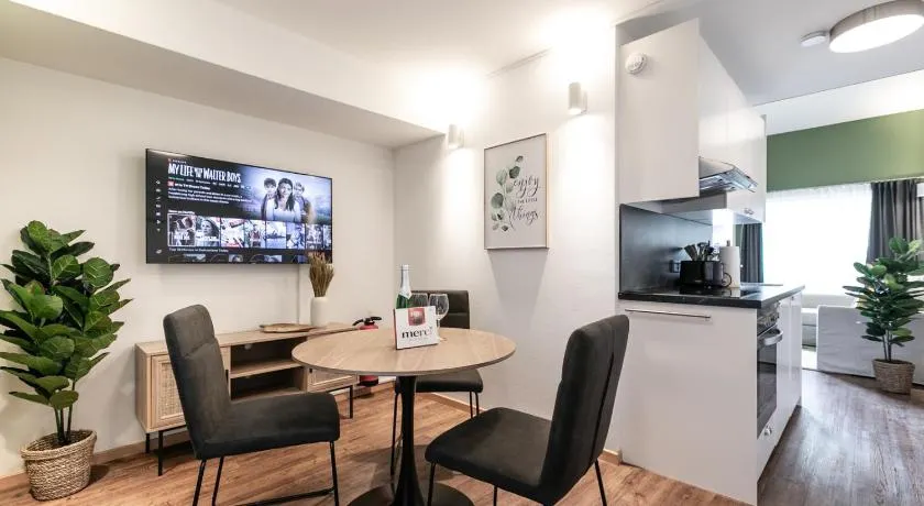 Spirit Apartments Suites - Zentral - Parking - AC - Image 1