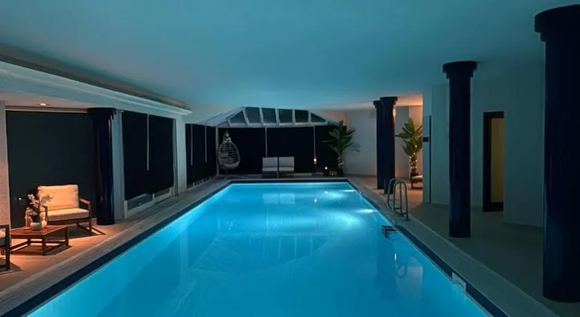 Le jardin secret pool and spa - Image 1