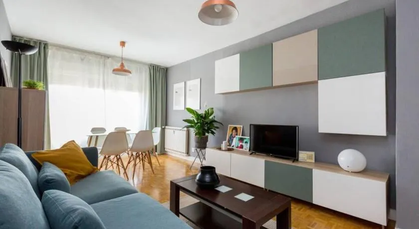 SANTANDER - Apartamento ejectutivo con garaje - Image 1