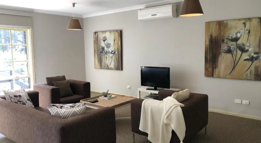 The Old Coolstore - Braeburn Apt - Image 1