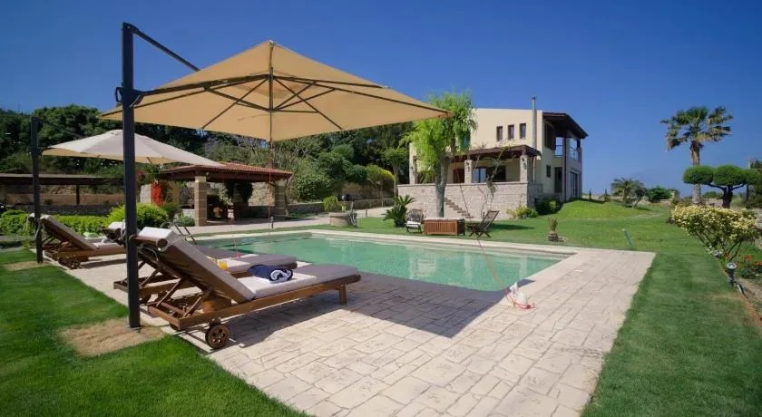 Villa Russelia - Image 1