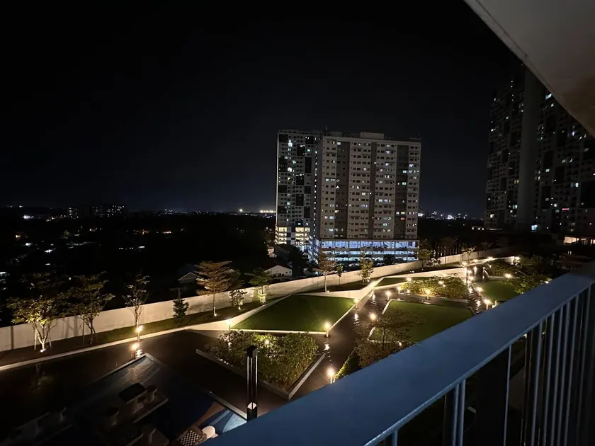 DeLuma@Meritus 6pax City View(0803) - Image 1
