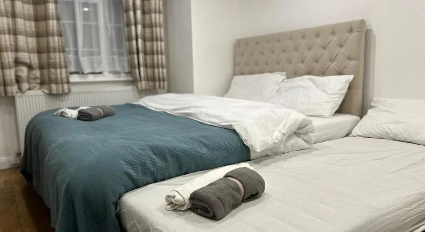 A Cosy Ground Floor Flat - Image 1