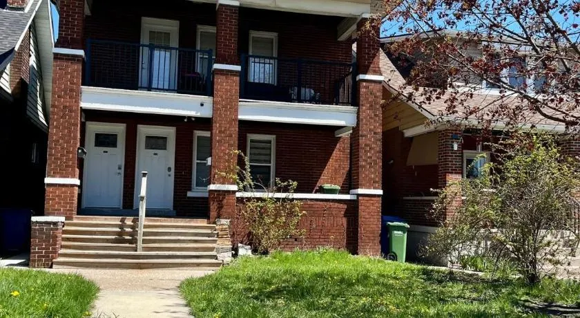 Modern 3Bed house Near River ,Casino Sleeps 8 - Image 1