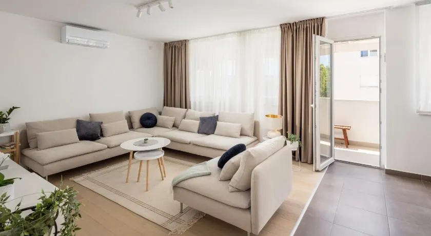 Apartment Nova 4* - Image 1