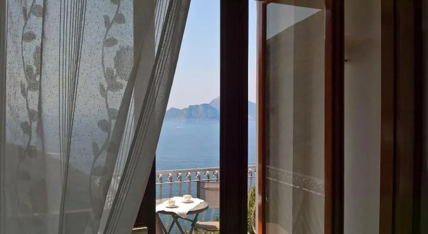 Acquamarina Accommodation - Image 1