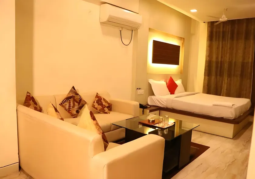 Hotel Haveli Palace - Image 1