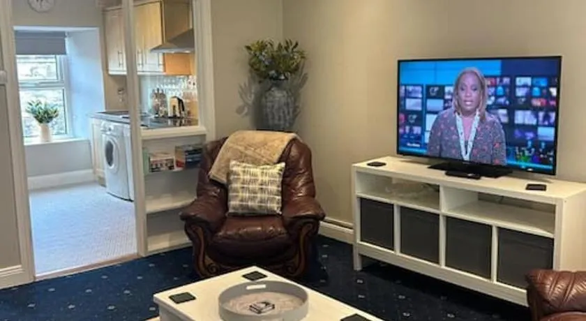 No 12 Bridge Street - Town Centre Apartment - Image 1