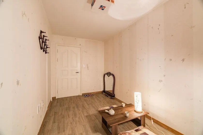Gold Hill Guesthouse - Image 1