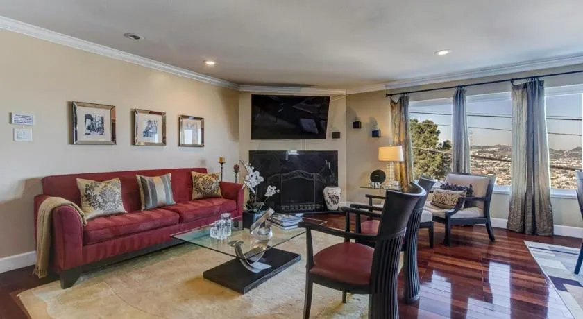 House-Canyon Dr - Image 1