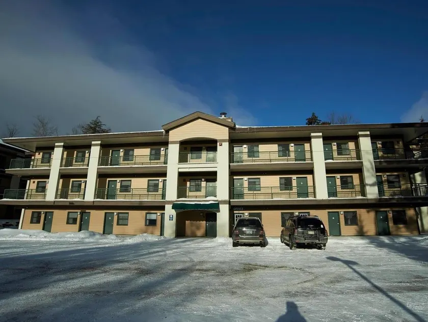 Hillside Inn Killington - Image 1