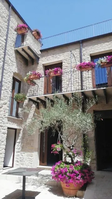 BAGLIO TRAMONTANA - Image 1