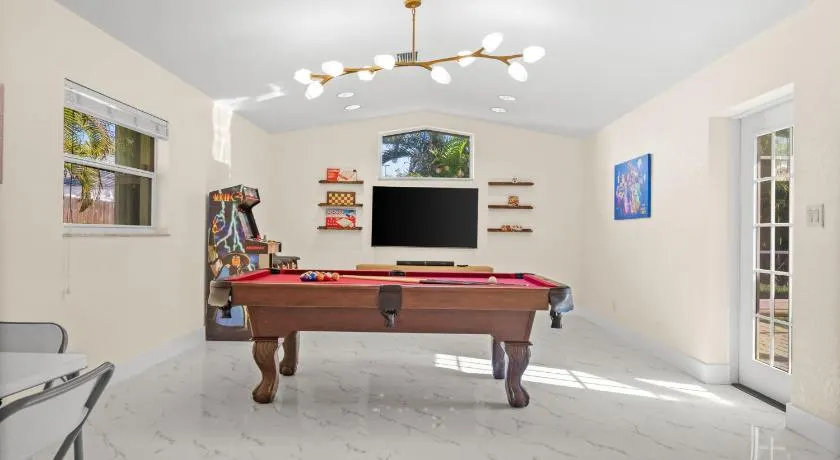 4-bedroom house in amazing Punta Gorda with cool vibes - Image 1