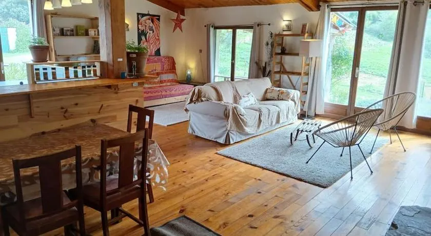 Bright loft with mountain and nature view - Image 1
