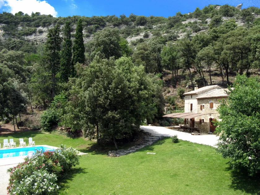 18th century country house on beautiful private domain of 8 ha with private Pool - Image 1