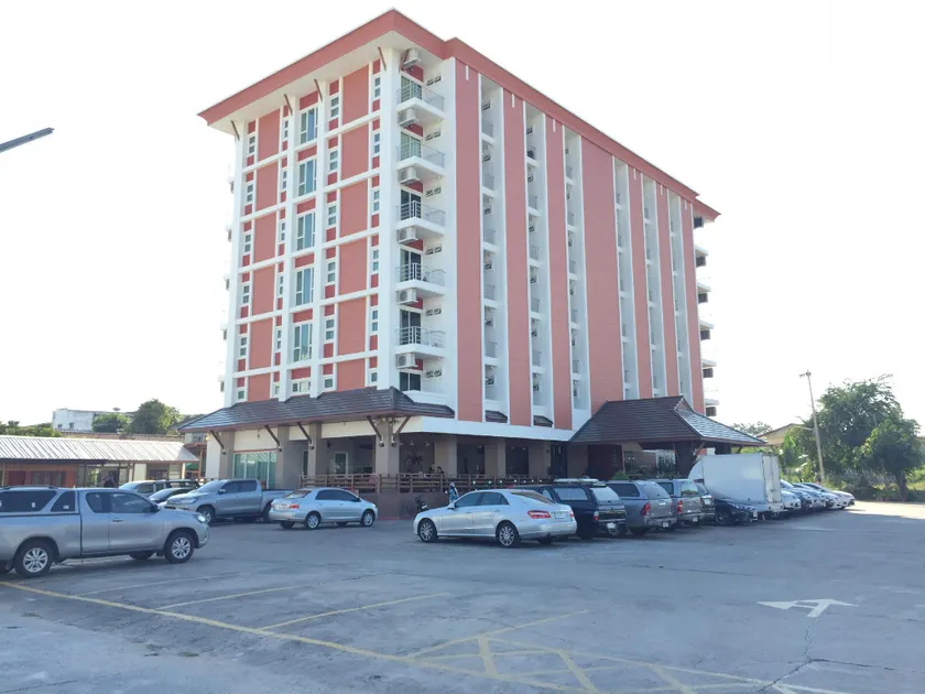 Porn 3 Hotel - Image 1