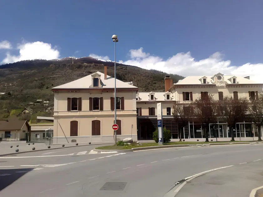 Hôtel de la Gare - Image 1