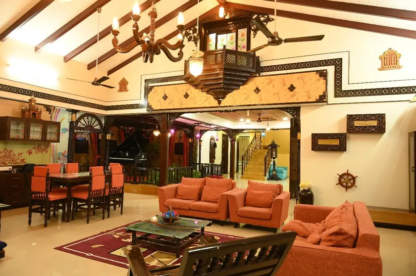Salsa Villa - Image 1