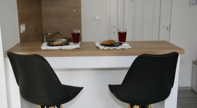 Stylish Apartment in City Center - Image 1