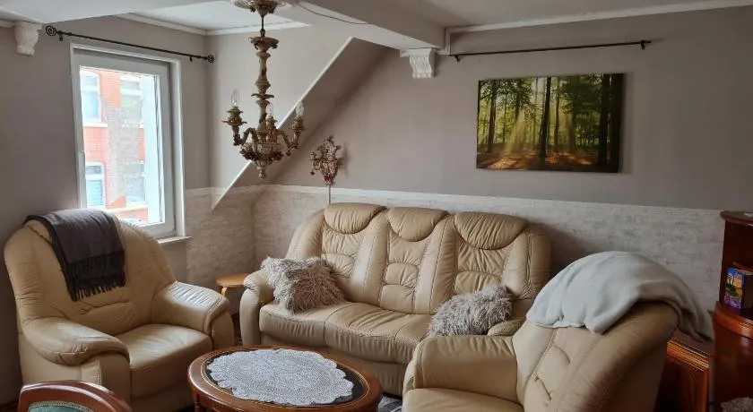 Pension Kapellenstraße - Ferienwohnung mit individueller Ausstattung - jedes Zimmer ist anders Komplette Küche - Image 1