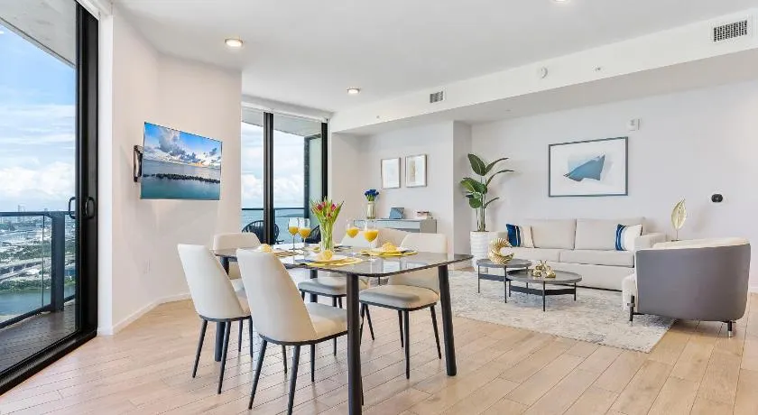 Downtown by Miami Vacation Rentals - Image 1