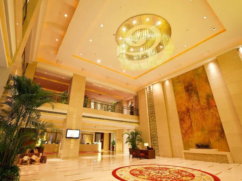 New Century Hotel Nanjing - Image 1