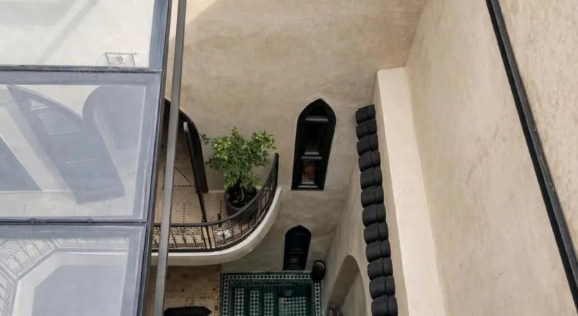 Riad 1810 - Image 1