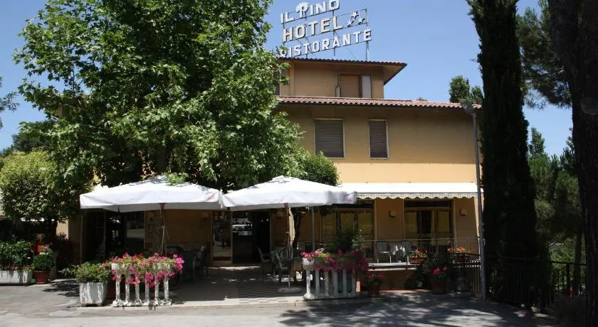 Hotel Ristorante Il Pino - Image 1