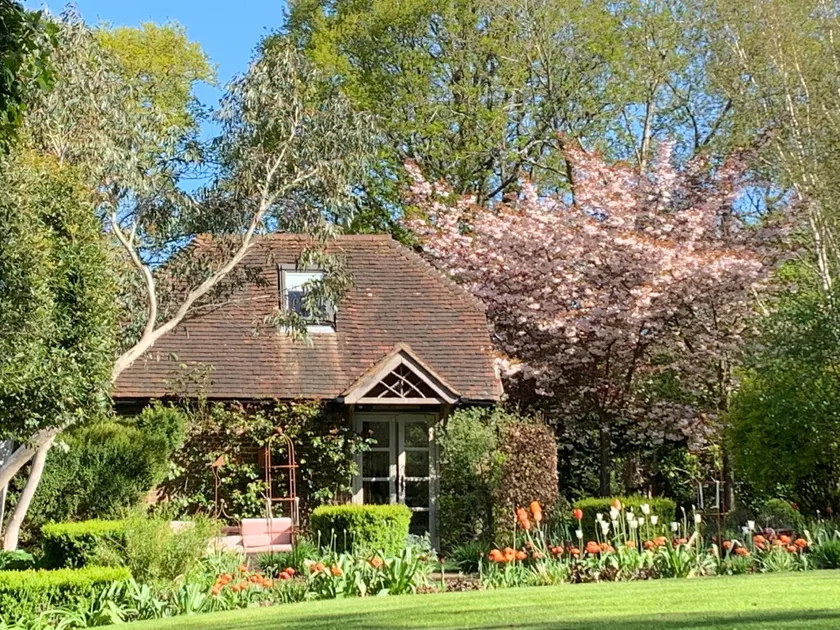 Bootmenders B&B - Image 1