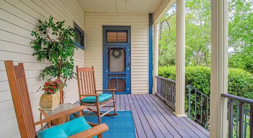 Historic Tate House Apartment by Marietta Square - Image 1