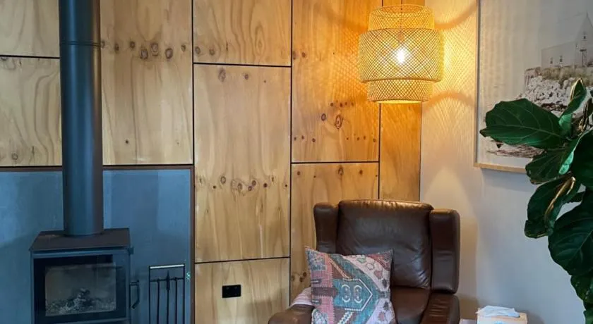 Beach Vibes Accommodation - Image 1