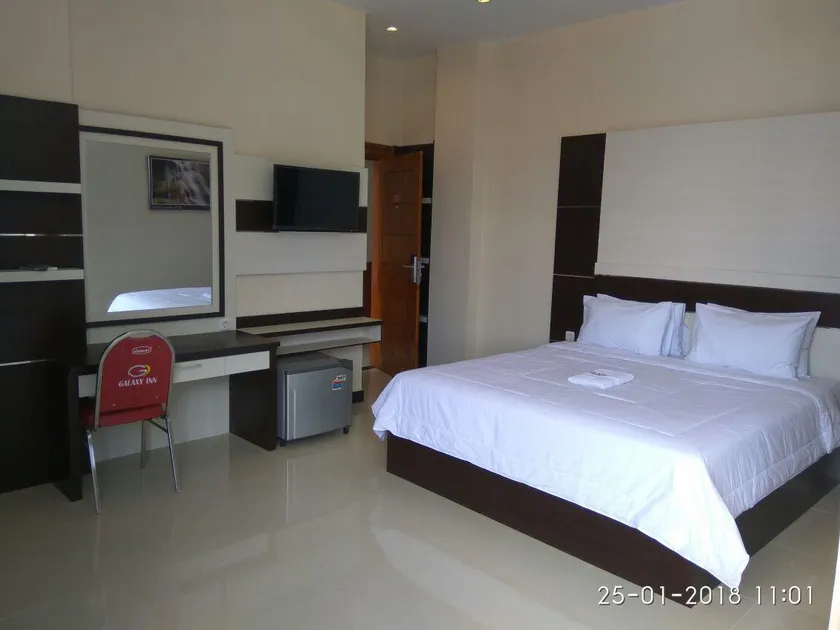 Galaxy Inn - Image 1