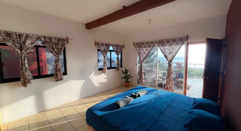 Hotel Manava - Image 1