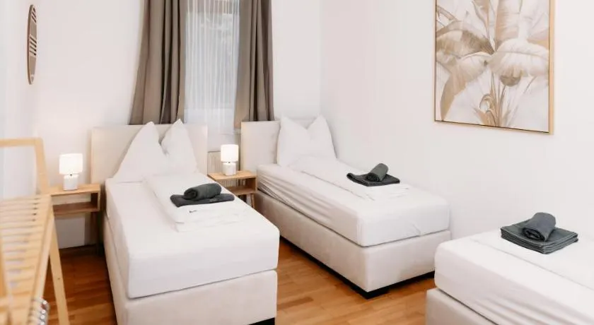 FREE Parking City Apartment - Image 1