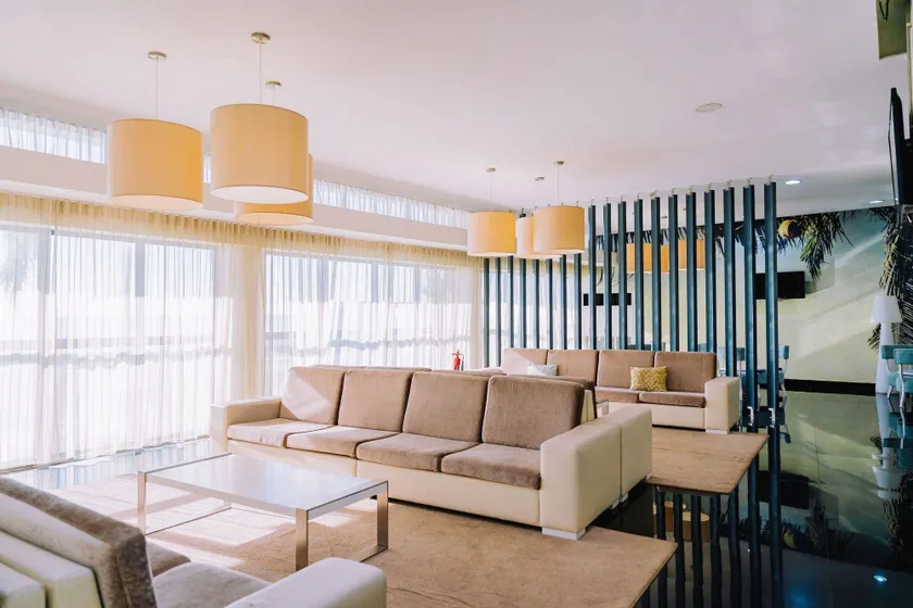 Beira Terrace Hotel - Image 1