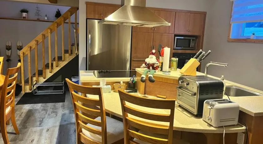 Appartement Mont Édouard, Hébergement paisible à la montagne - Image 1