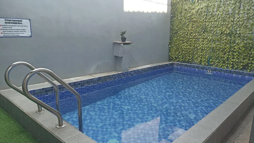 Villa Pondok Kelapa Batu - Image 1