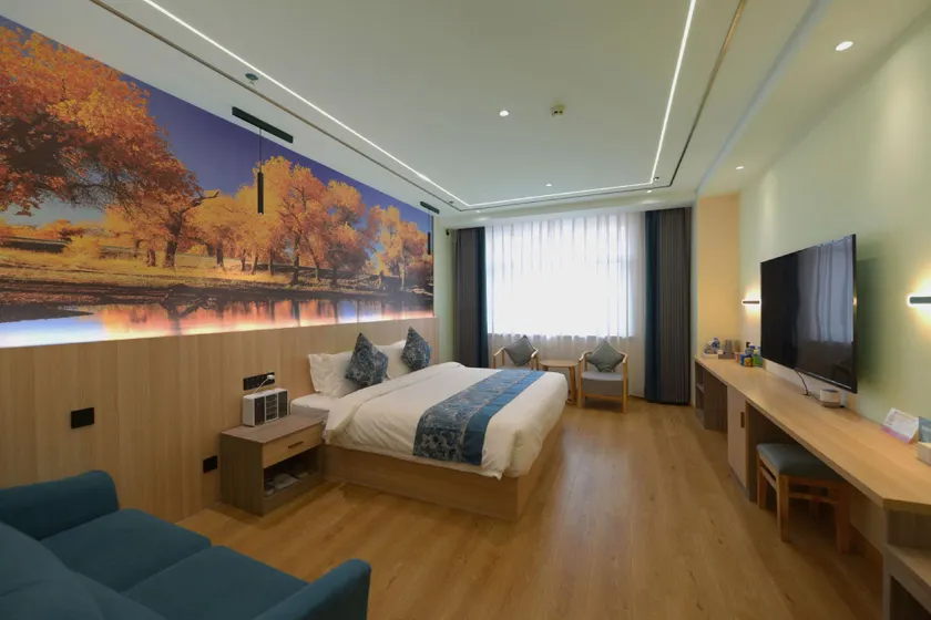 Yiju Yixing Hotel (Anning Sasseur Outlet) - Image 1