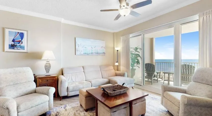 Regency Isle 703 - Image 1