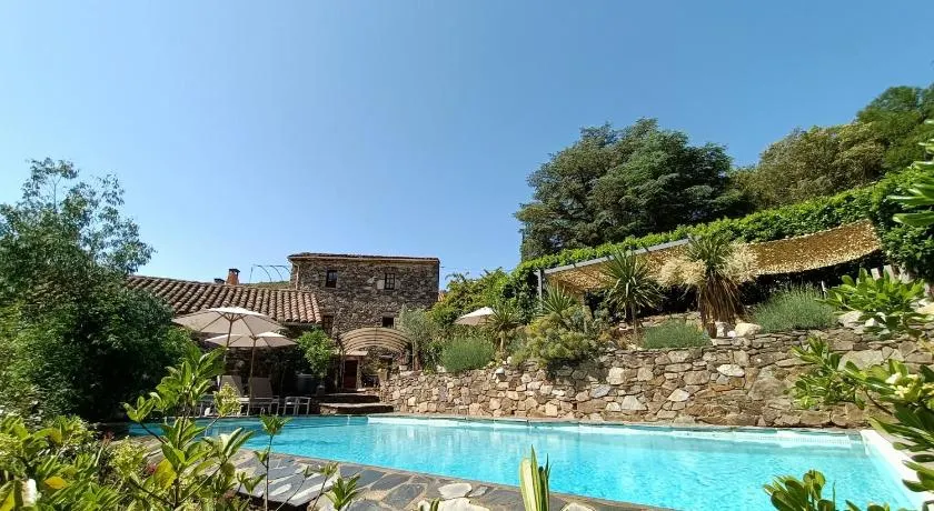 La Magnanerie de Camias - Image 1